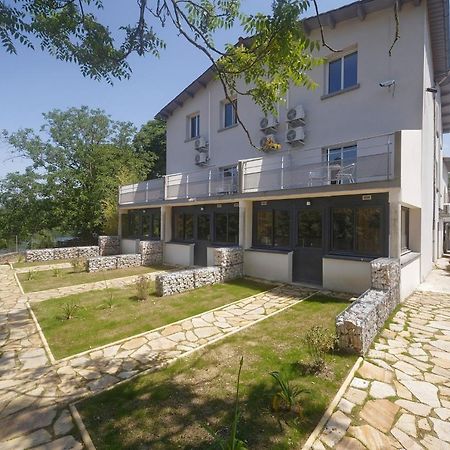 Appart-Hotel Du Lac Foix Exterior photo